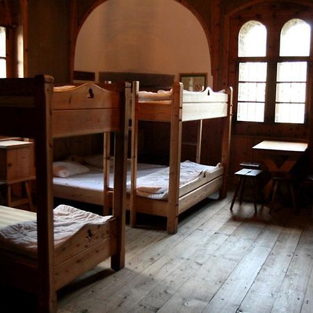 Хостел Burg Finstergrun Ramingstein Экстерьер фото